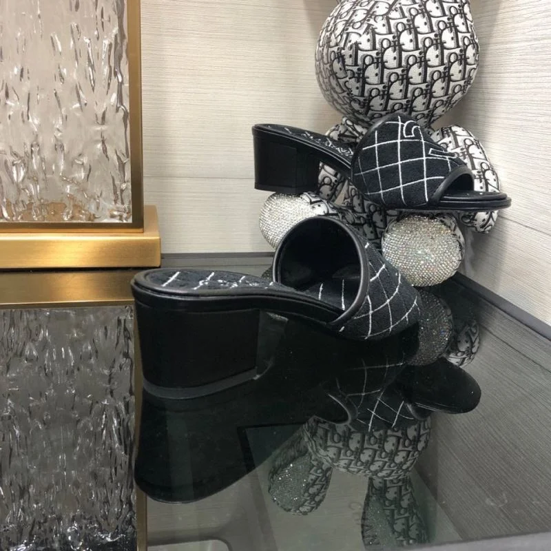 Comfortable Chanel Slippers 17552