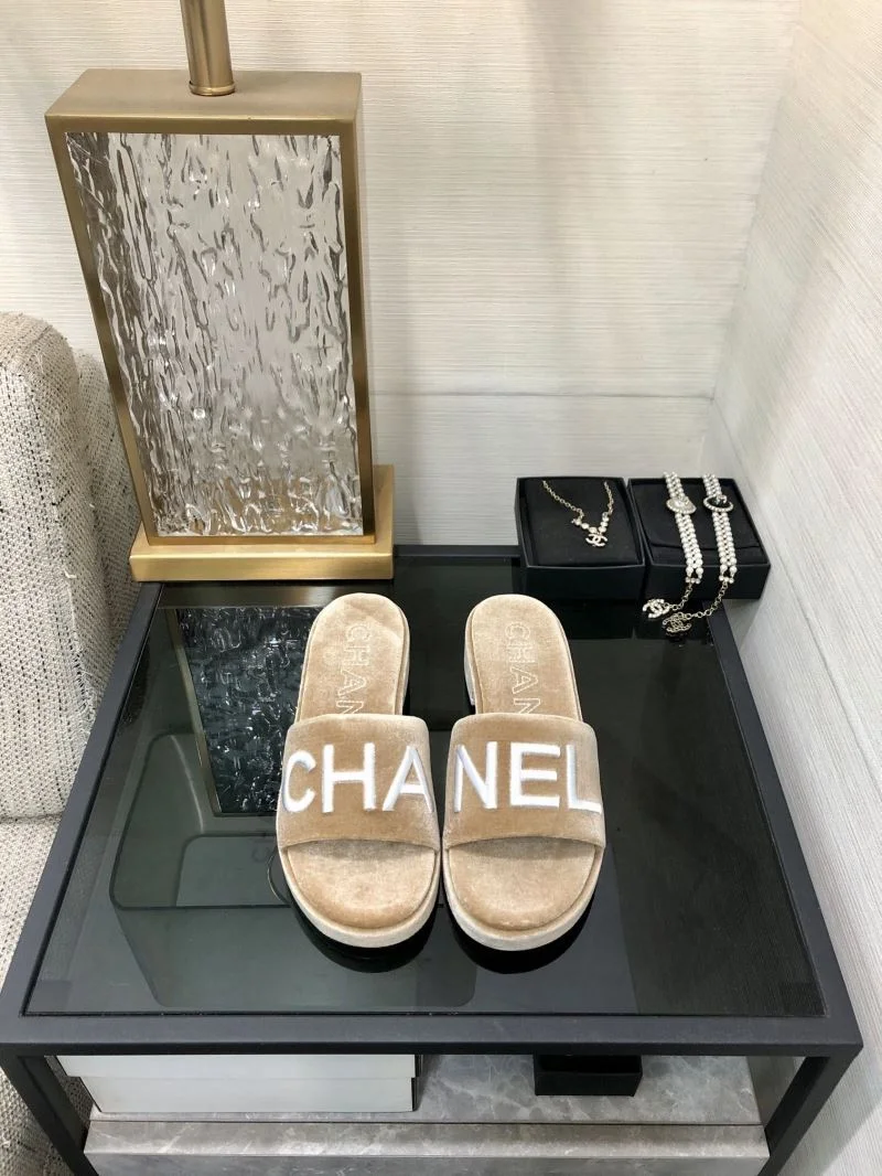 WaterResistant Chanel Slippers 17537