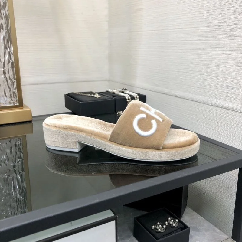 WaterResistant Chanel Slippers 17537