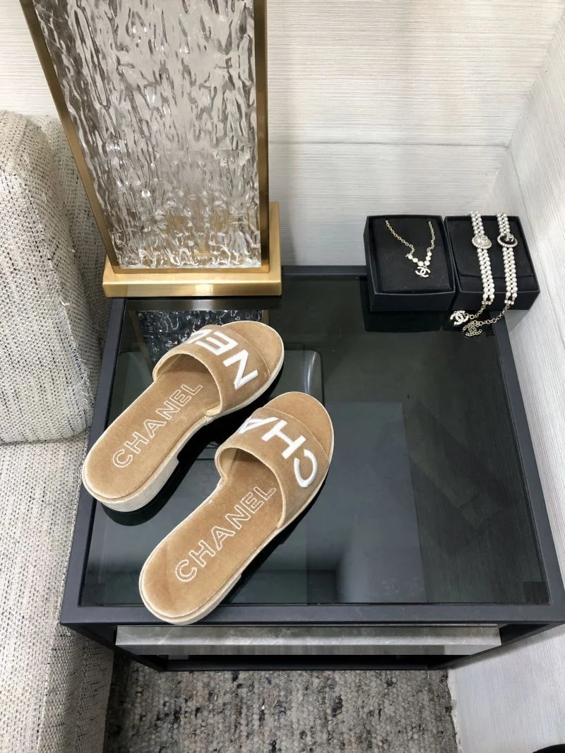 WaterResistant Chanel Slippers 17537