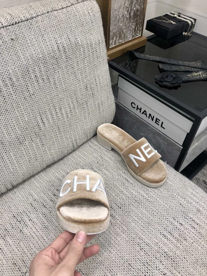 WaterResistant Chanel Slippers 17537
