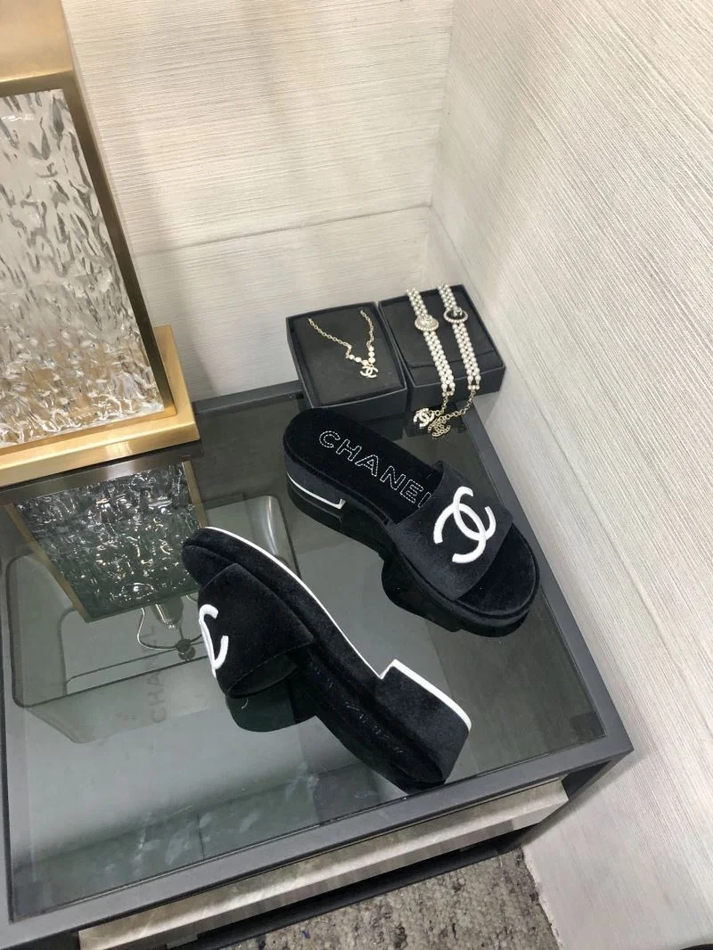 SmoothTexture Chanel Slippers 17533