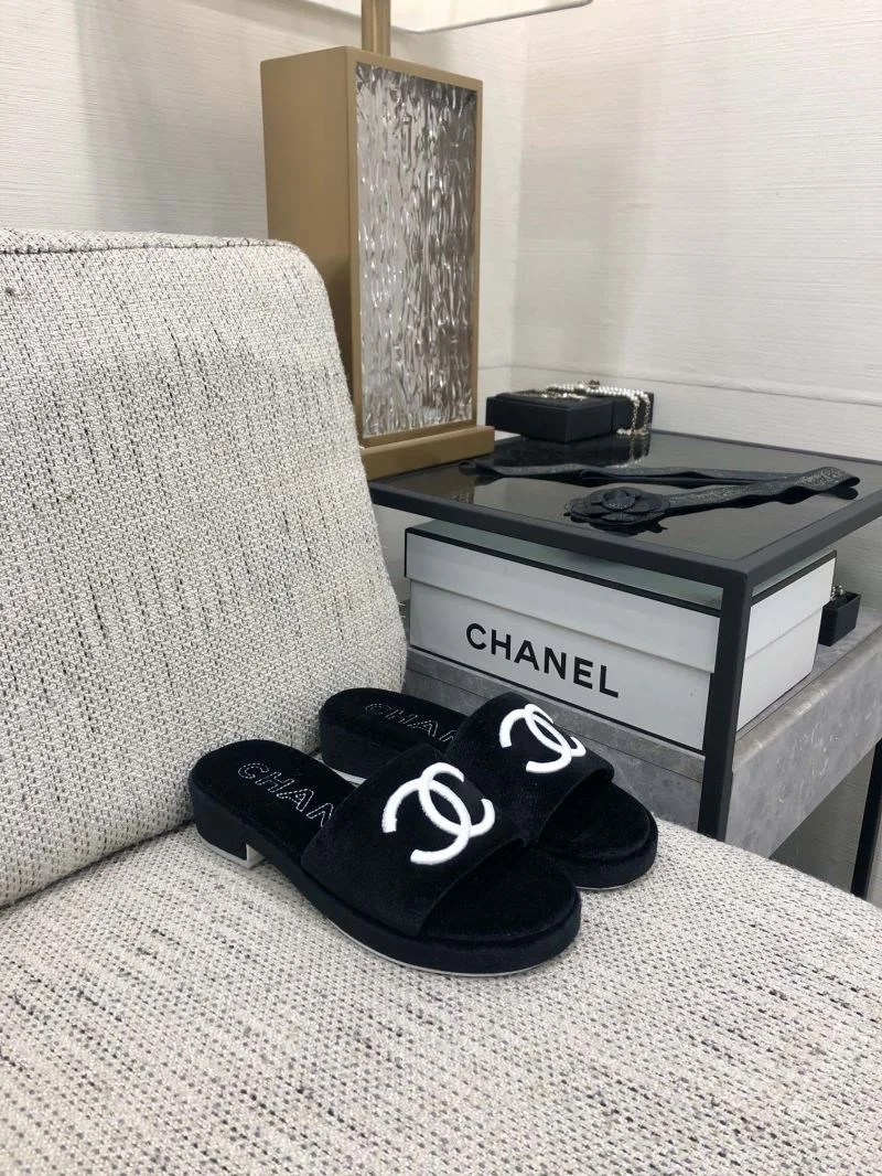 SmoothTexture Chanel Slippers 17533