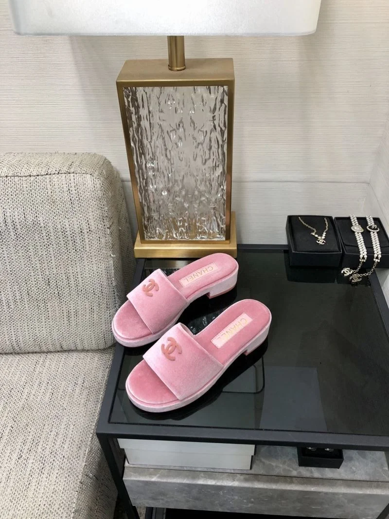 Chanel Slippers ZipUp 17530