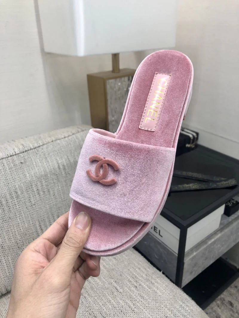 Chanel Slippers ZipUp 17530