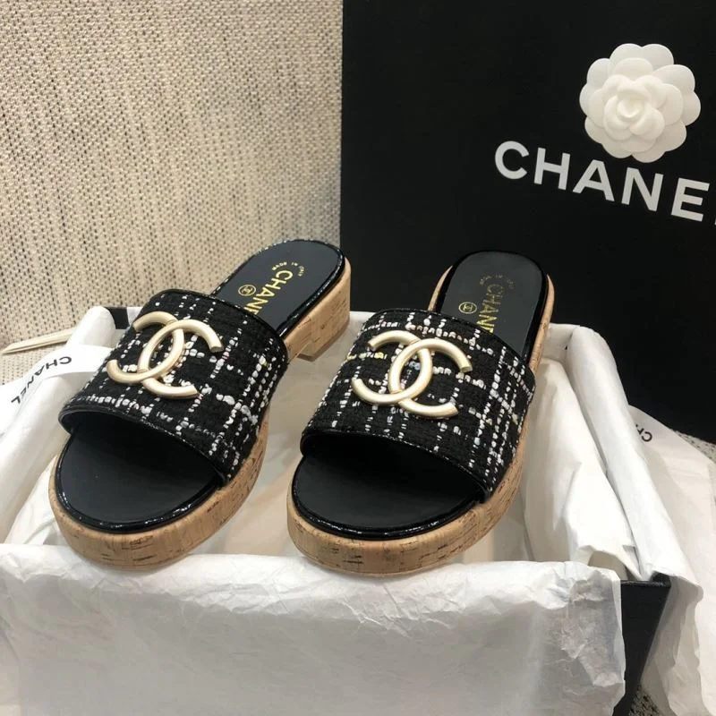 Chanel Slippers Flexible 17521