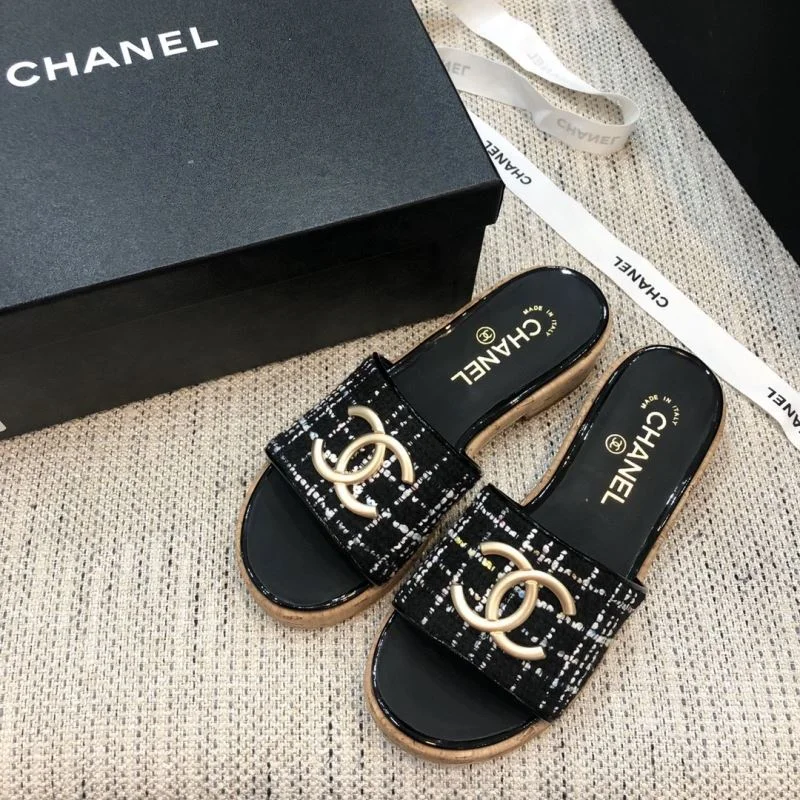 Chanel Slippers Flexible 17521