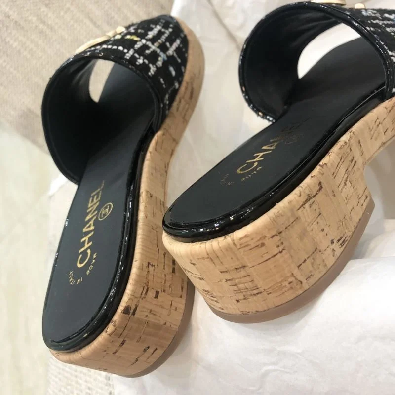 Chanel Slippers Flexible 17521