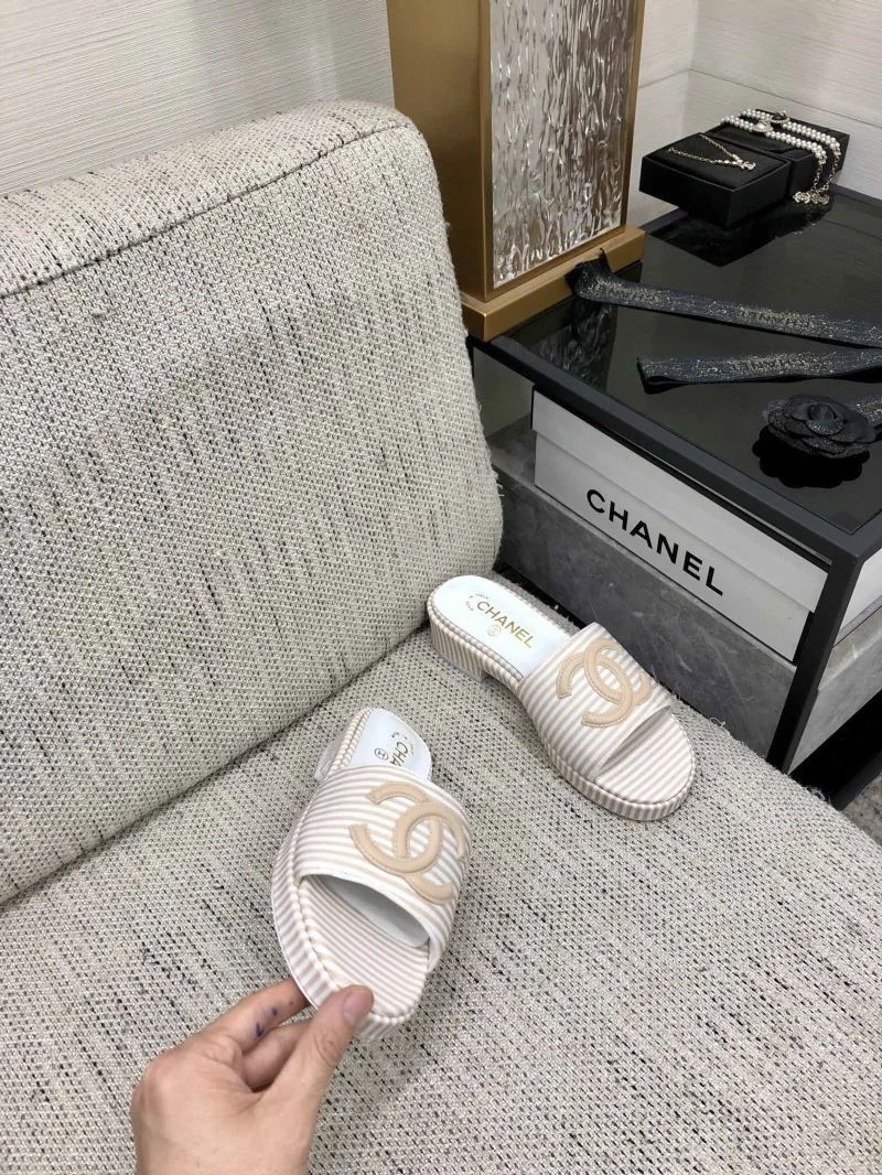 Chanel Slippers TechFriendly 17578
