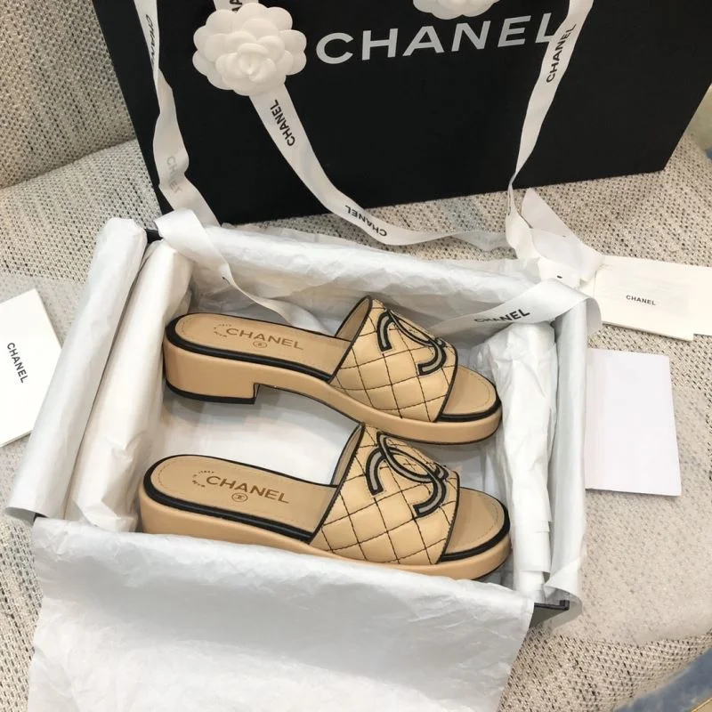 Chanel Slippers Sophisticated 17506