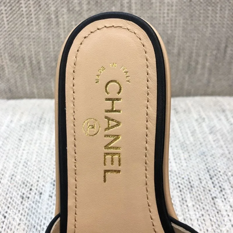 Chanel Slippers Sophisticated 17506