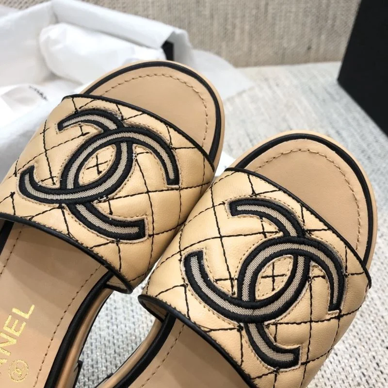 Chanel Slippers Sophisticated 17506