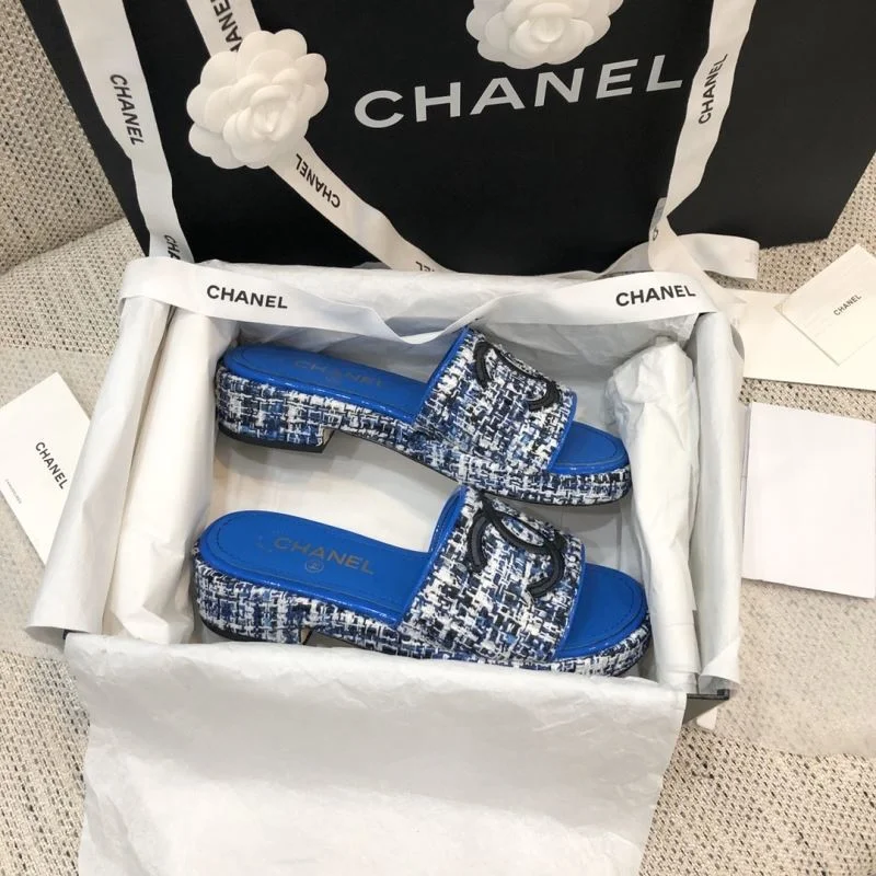 Effortless Chanel Slippers 17509