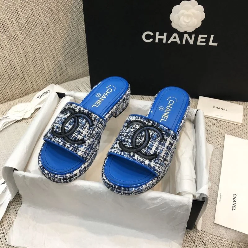 Effortless Chanel Slippers 17509
