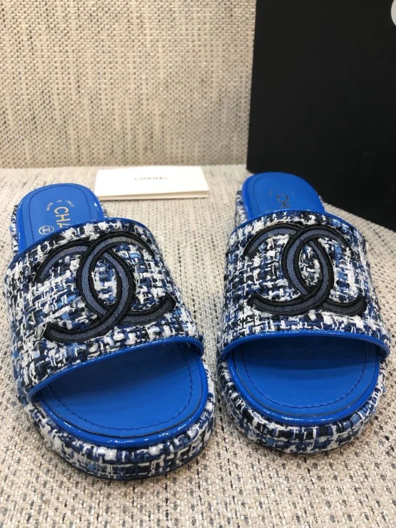 Effortless Chanel Slippers 17509