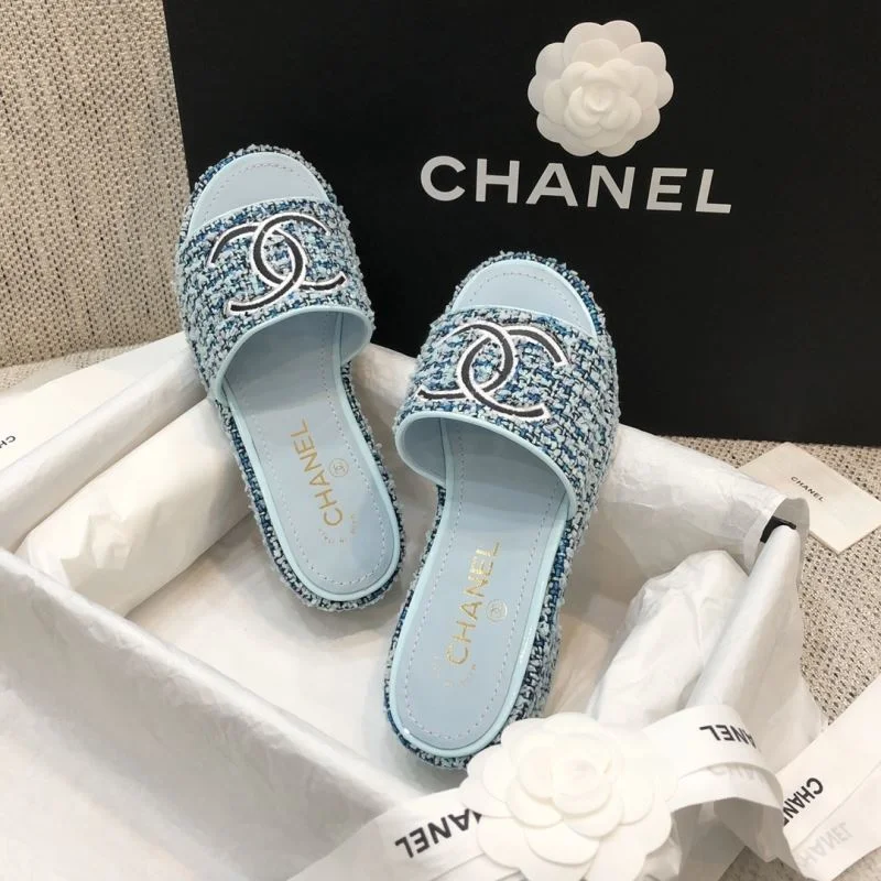 Chanel Slippers Bold 17528