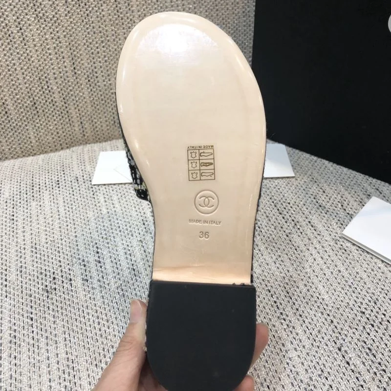 Cozy Chanel Slippers 17512