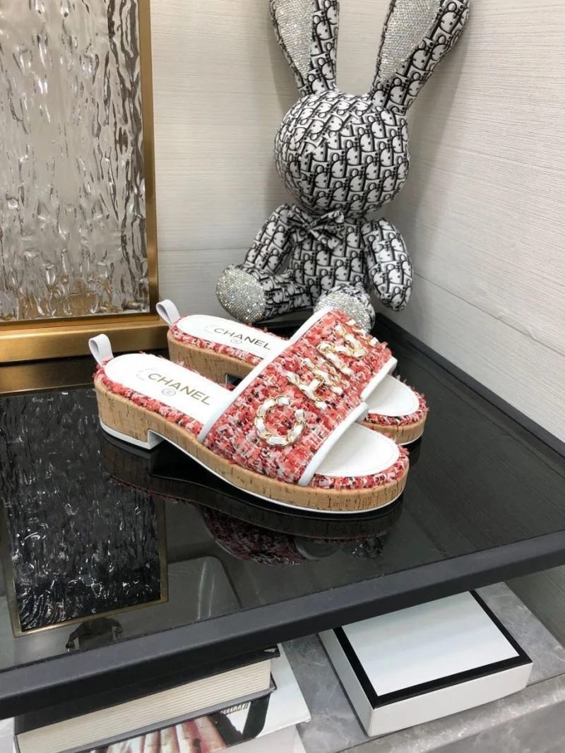 Chanel Slippers EasyMatch 17501