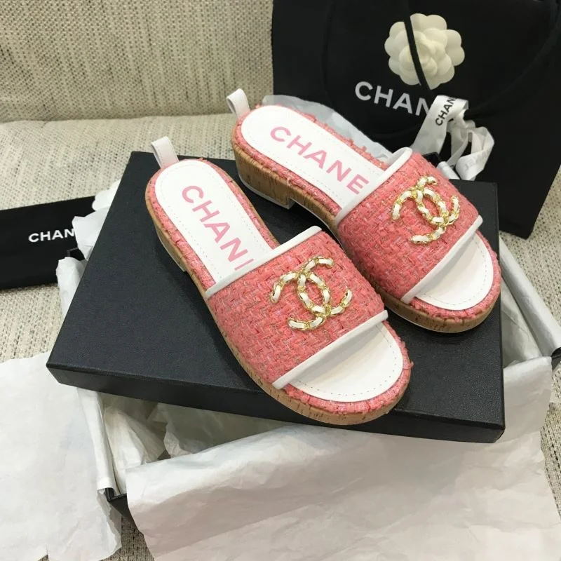 Chanel Slippers Unique 17486