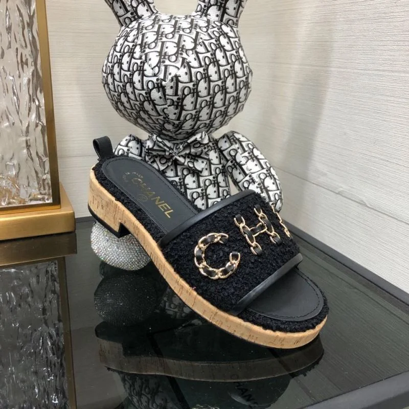 Functional Chanel Slippers 17498