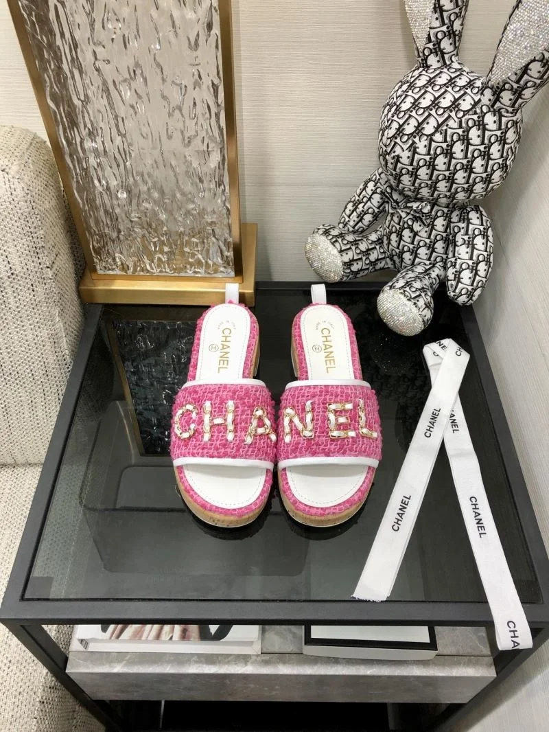 Chanel Slippers Elegant 17494
