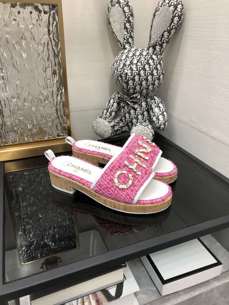 Chanel Slippers Elegant 17494
