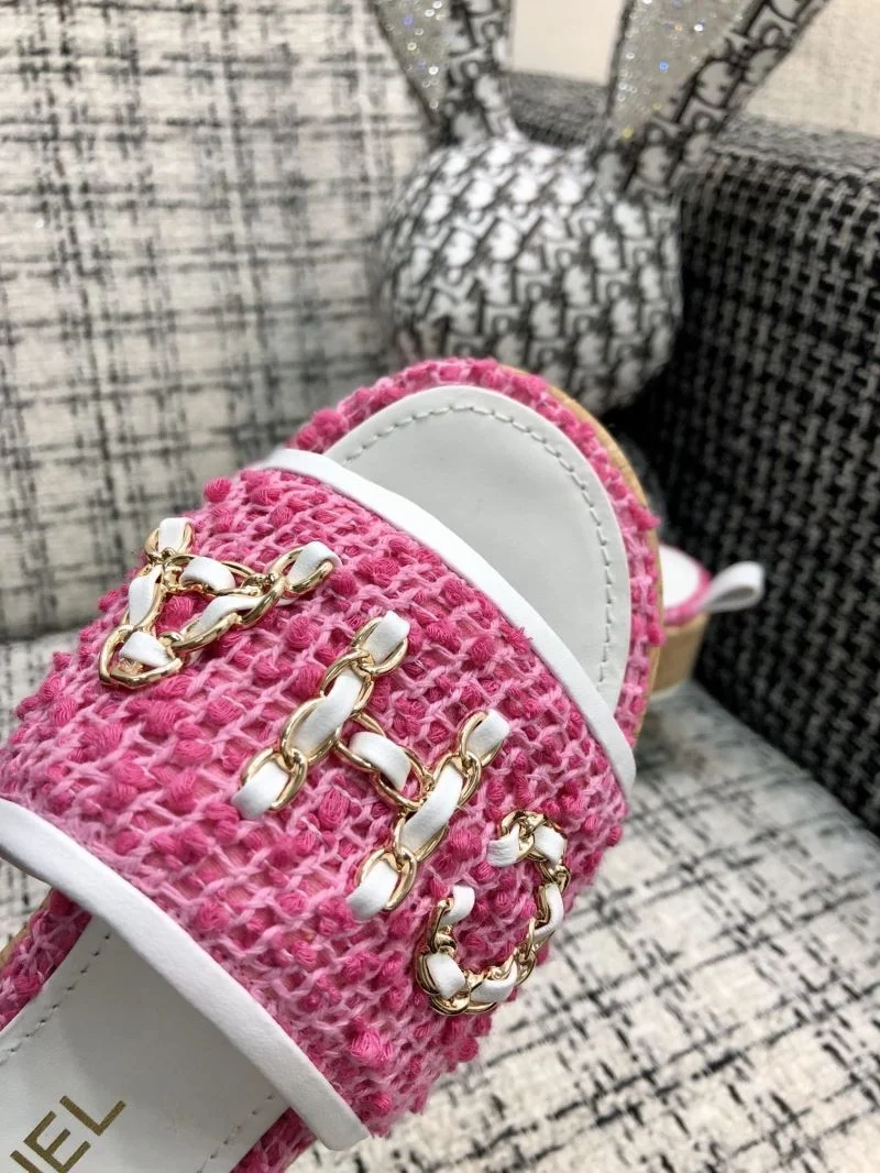Chanel Slippers Elegant 17494