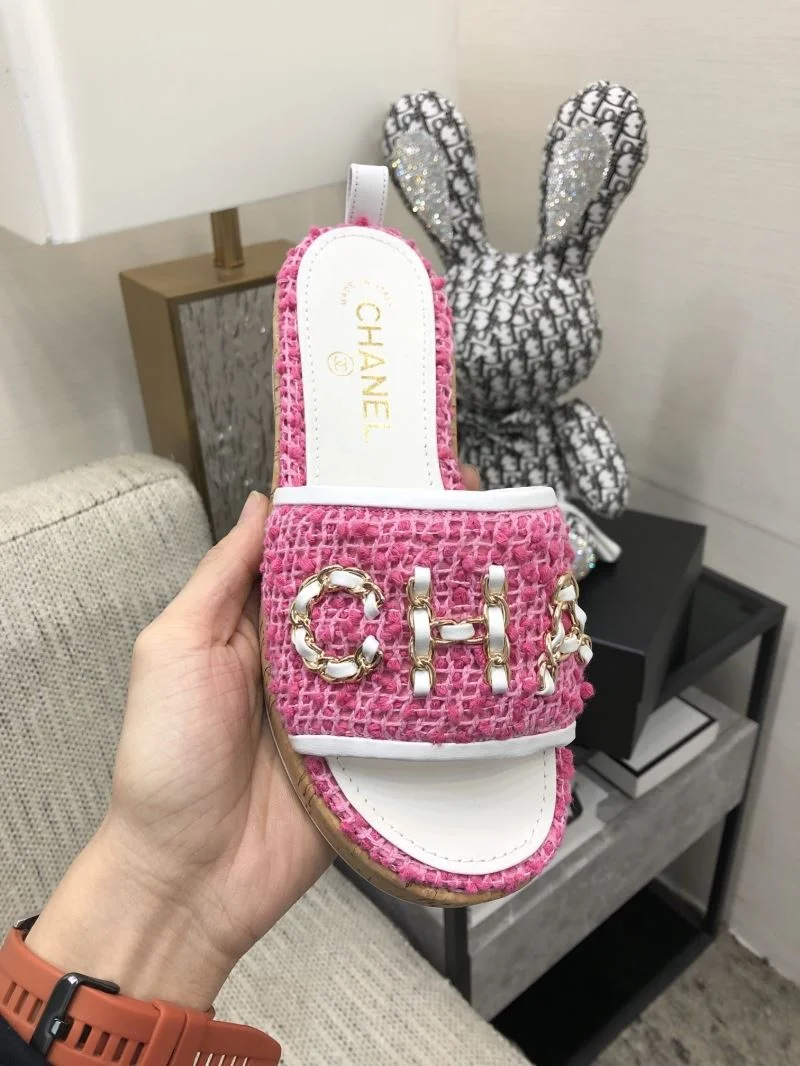 Chanel Slippers Elegant 17494