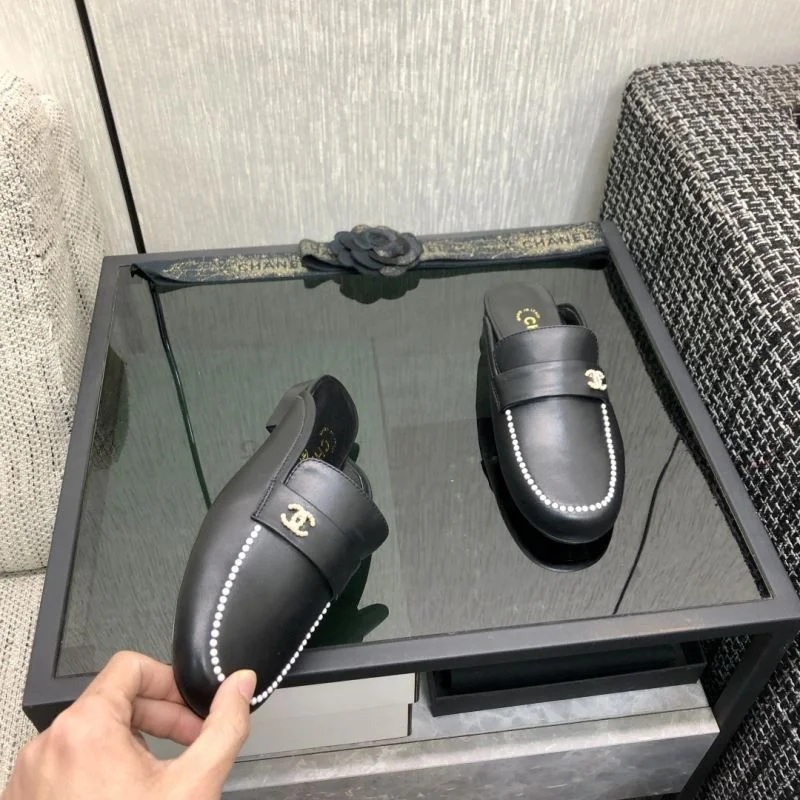 Durable Chanel Slippers 17479