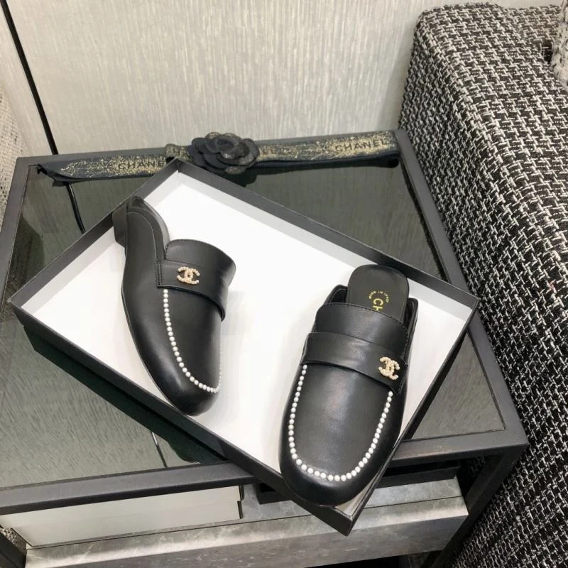 Durable Chanel Slippers 17479