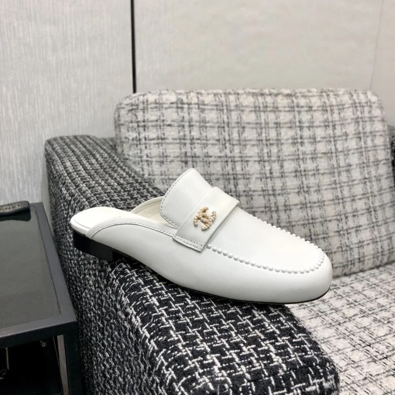 Chanel Slippers UrbanChic 17480