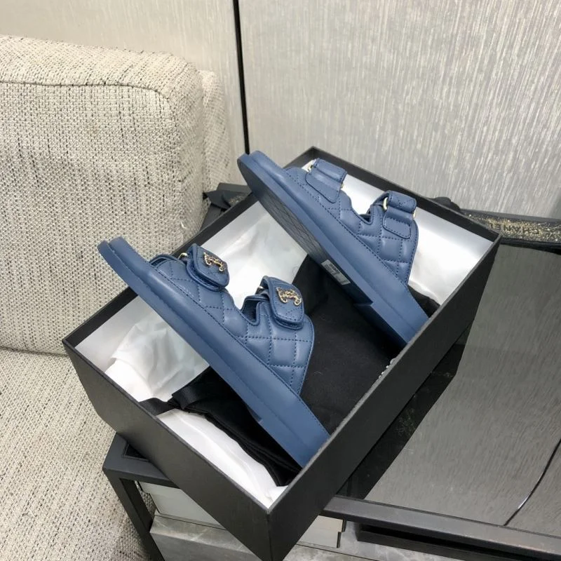 Minimalist Chanel Slippers 17458