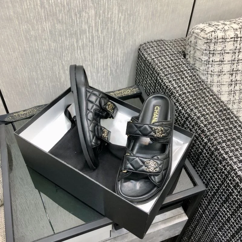Chanel Slippers Flexible 17451