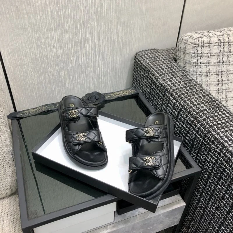 Chanel Slippers Flexible 17451
