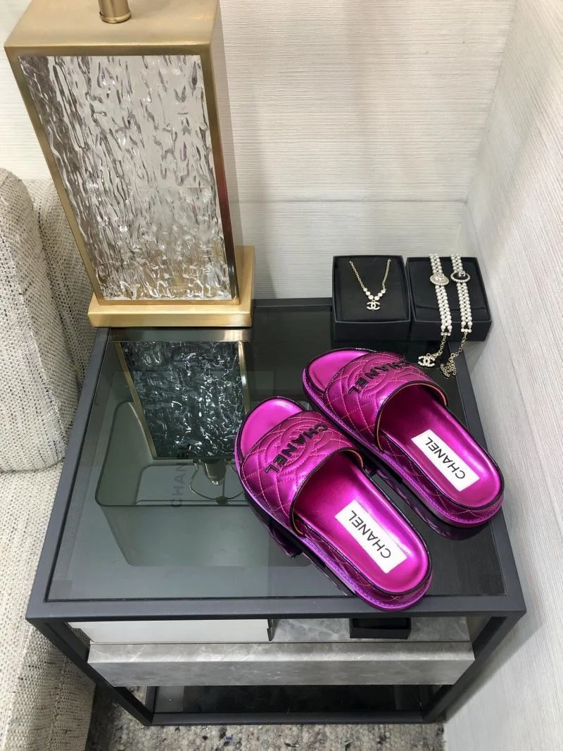 Original Chanel Slippers 17429
