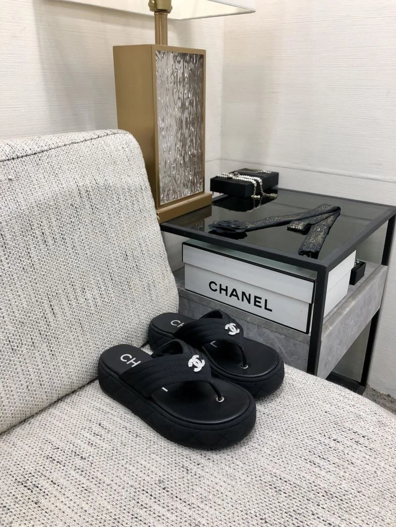 Durable Chanel Slippers 17431