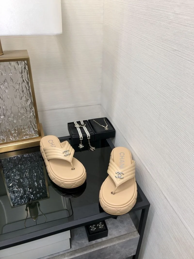 Snug Chanel Slippers 17492
