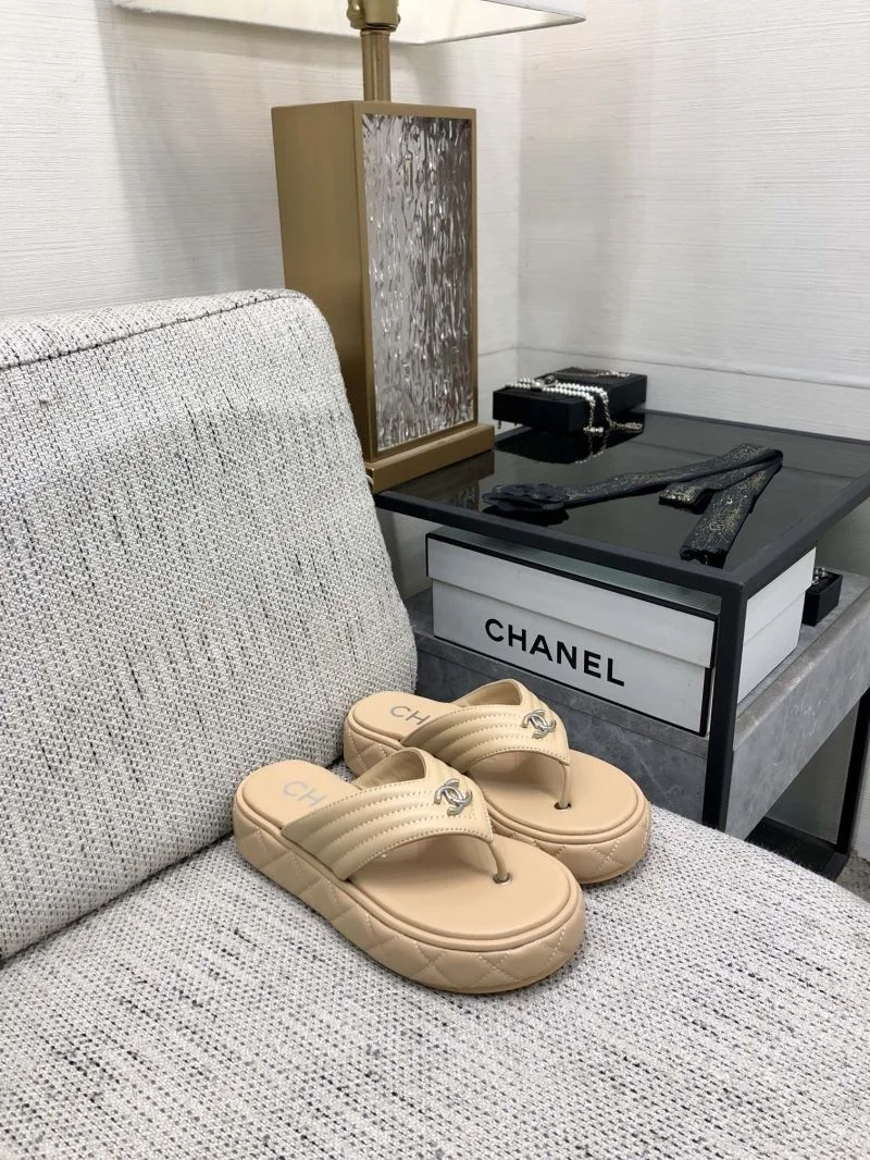 Snug Chanel Slippers 17492