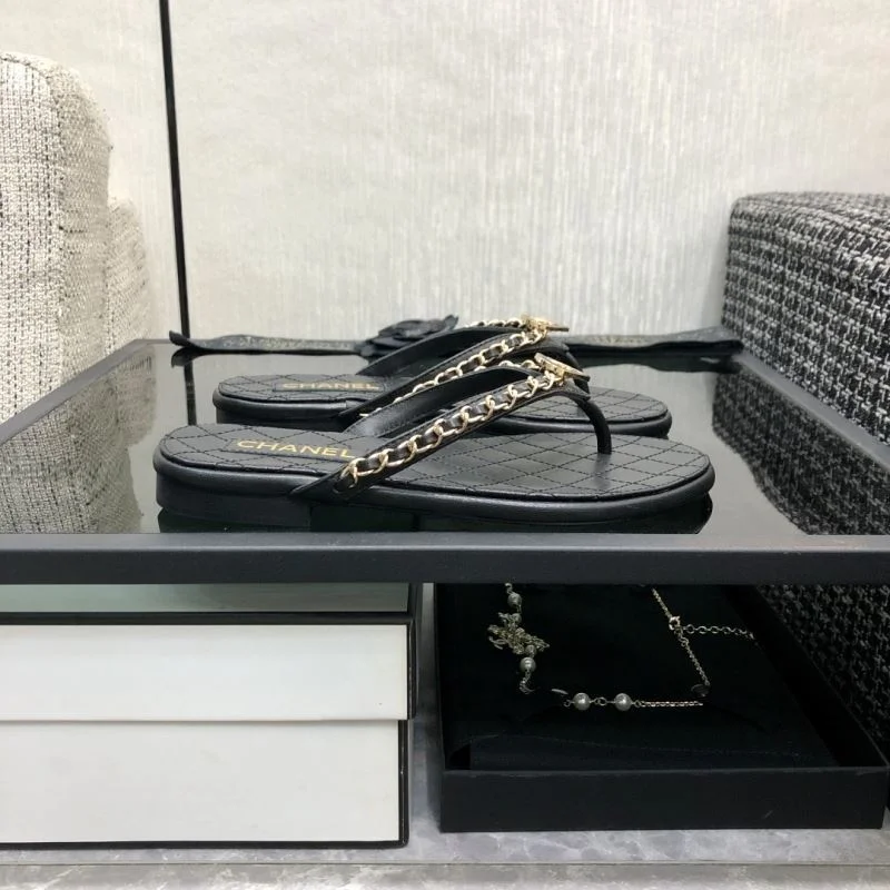 Chanel Slippers Compact 17232