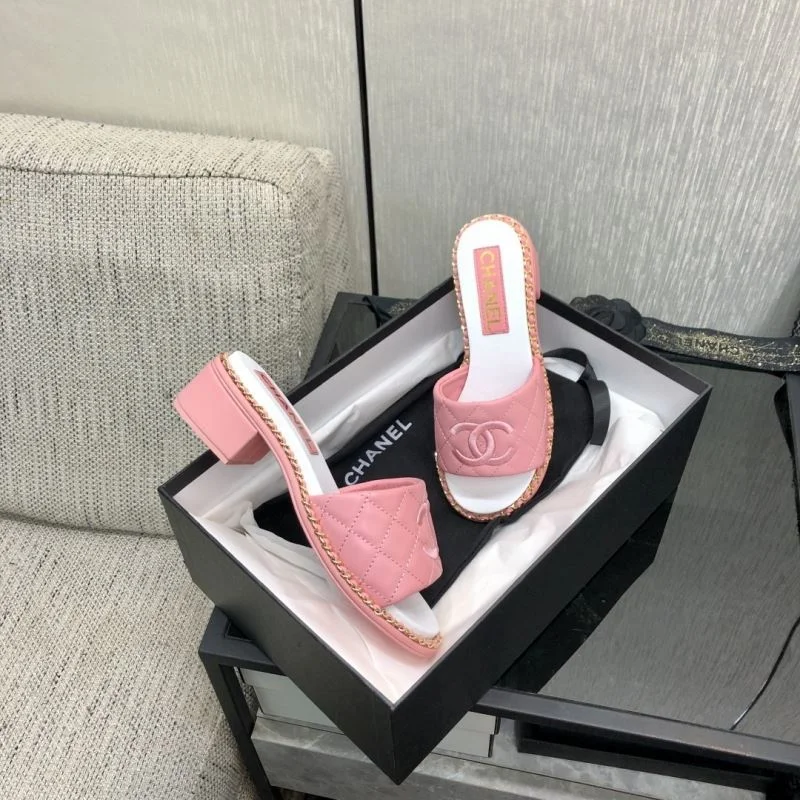 Chanel Slippers Versatile 17417