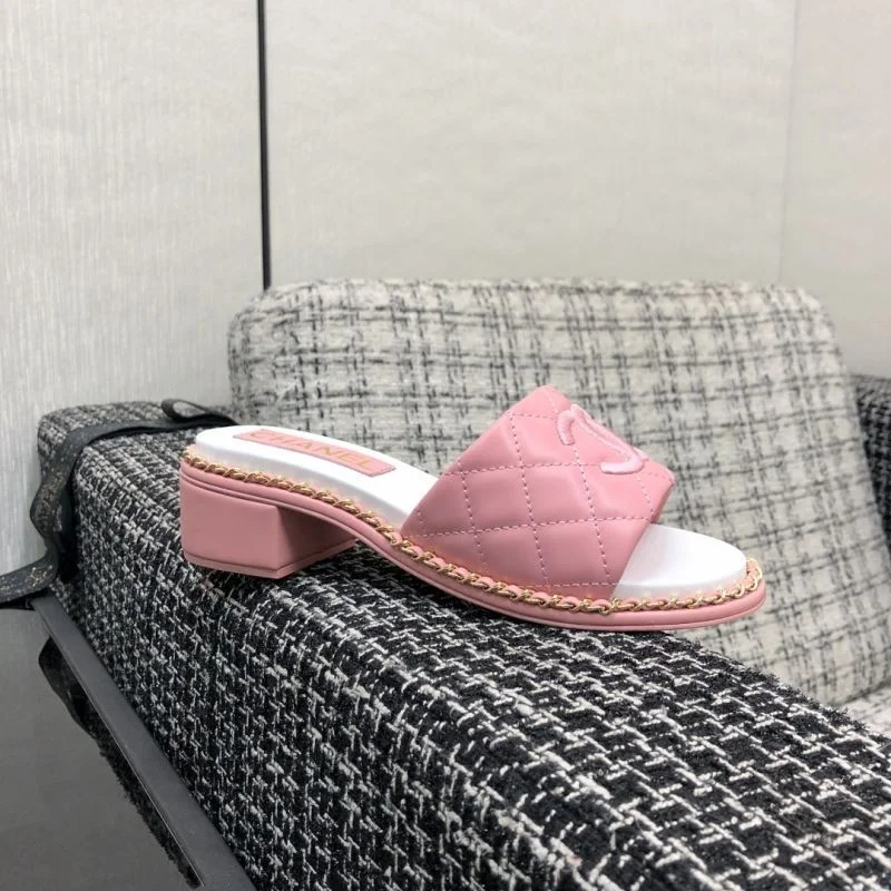 Chanel Slippers Versatile 17417
