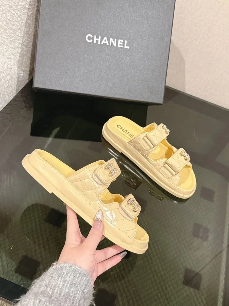 Seasonal Chanel Slippers 17414