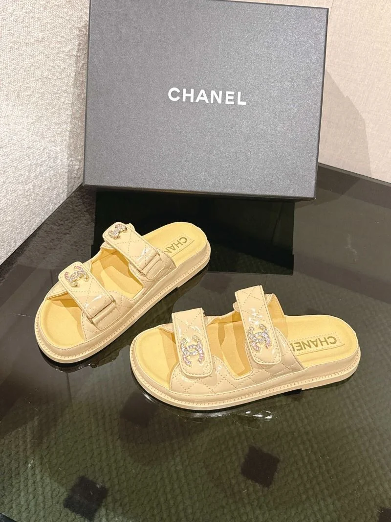 Seasonal Chanel Slippers 17414
