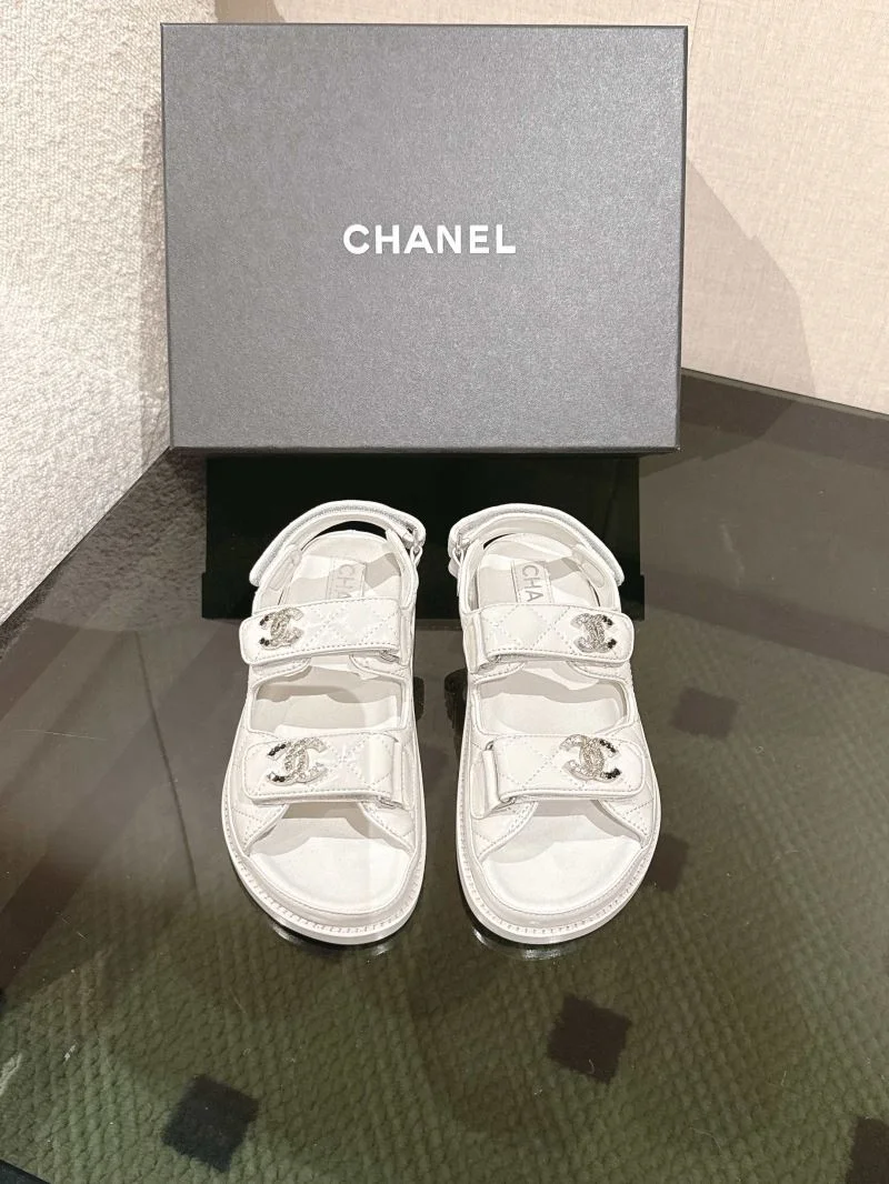 Chanel Slippers Stylish 17412