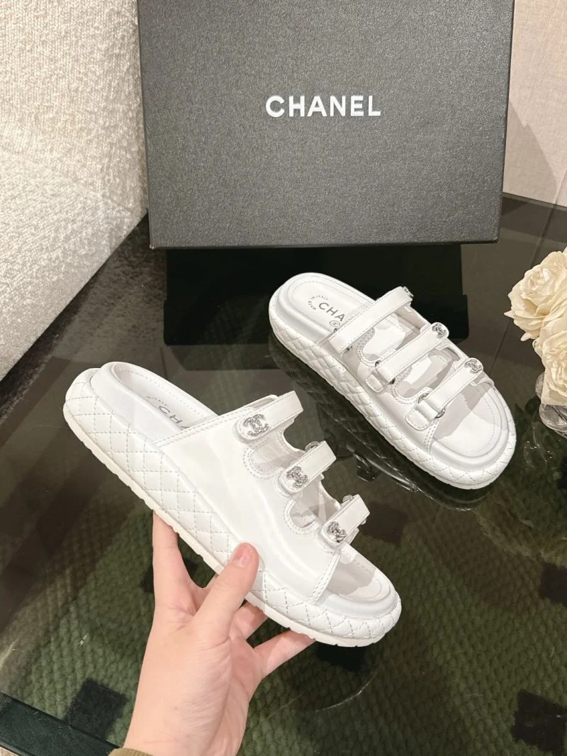 Chanel Slippers SmoothTexture 17400