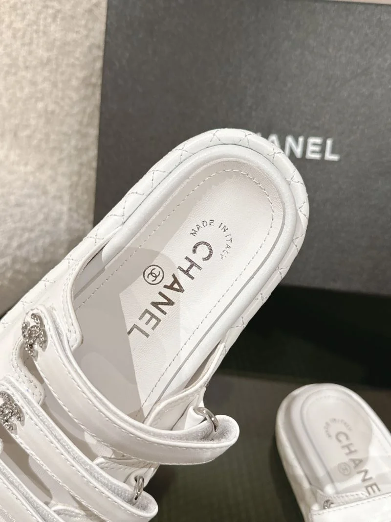 Chanel Slippers SmoothTexture 17400