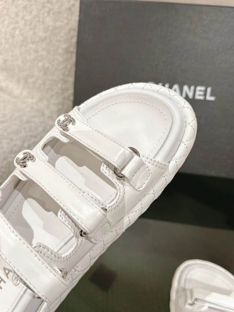 Chanel Slippers SmoothTexture 17400