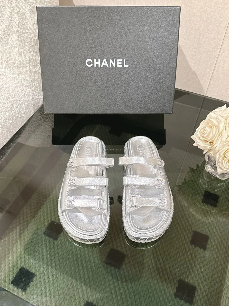 Thermal Chanel Slippers 17401