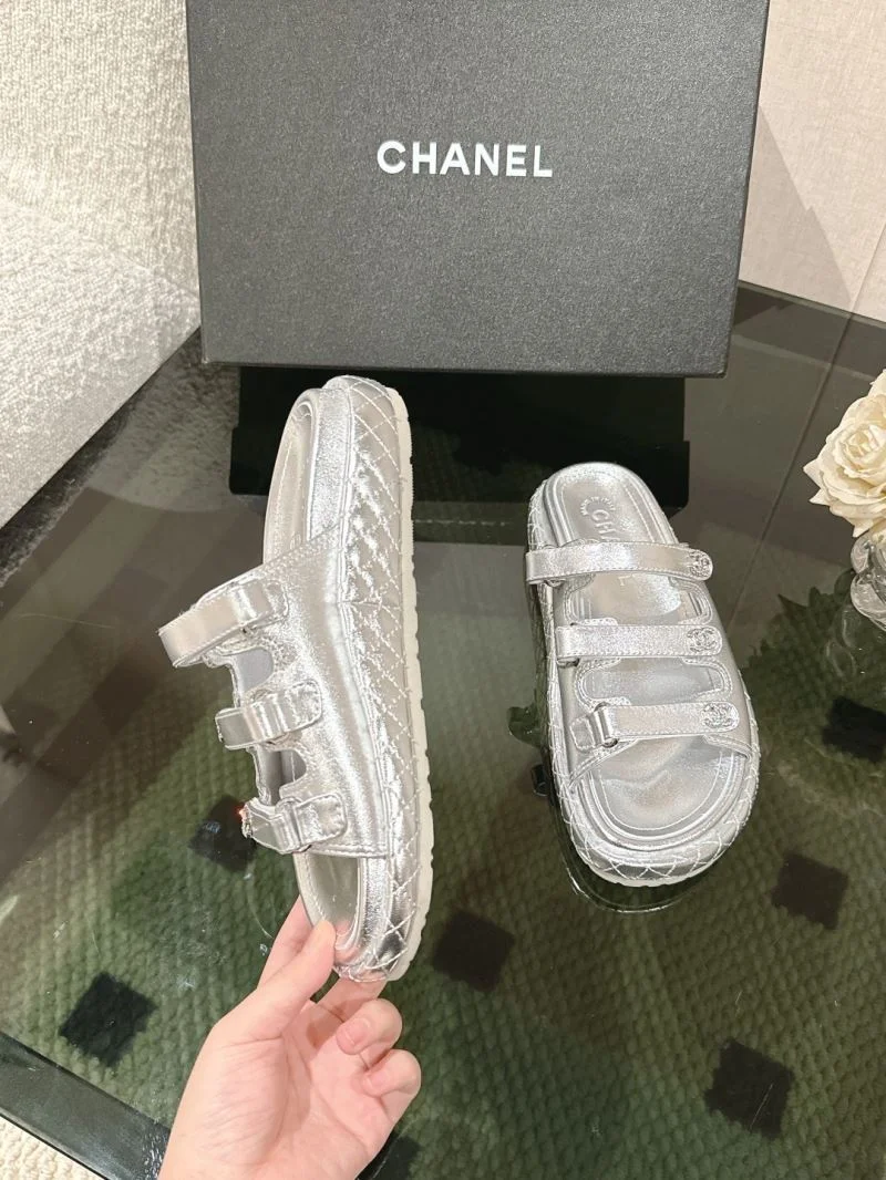 Thermal Chanel Slippers 17401
