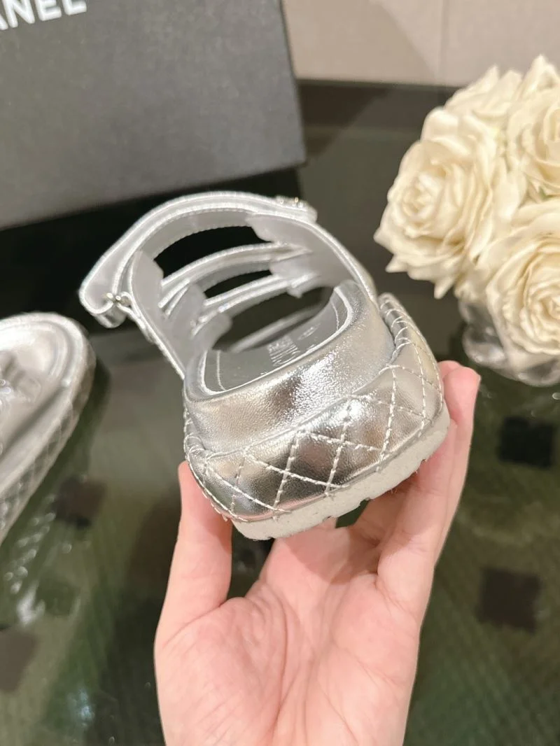 Thermal Chanel Slippers 17401